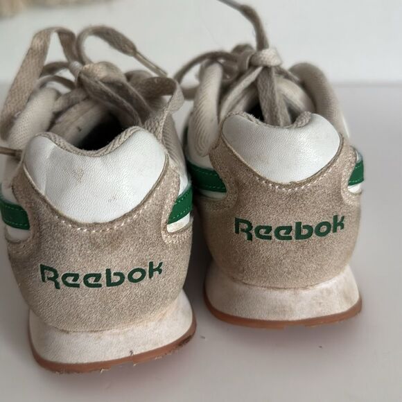 Reebok White and Green Classic Sneakers Retro Design - Picture 6 of 7